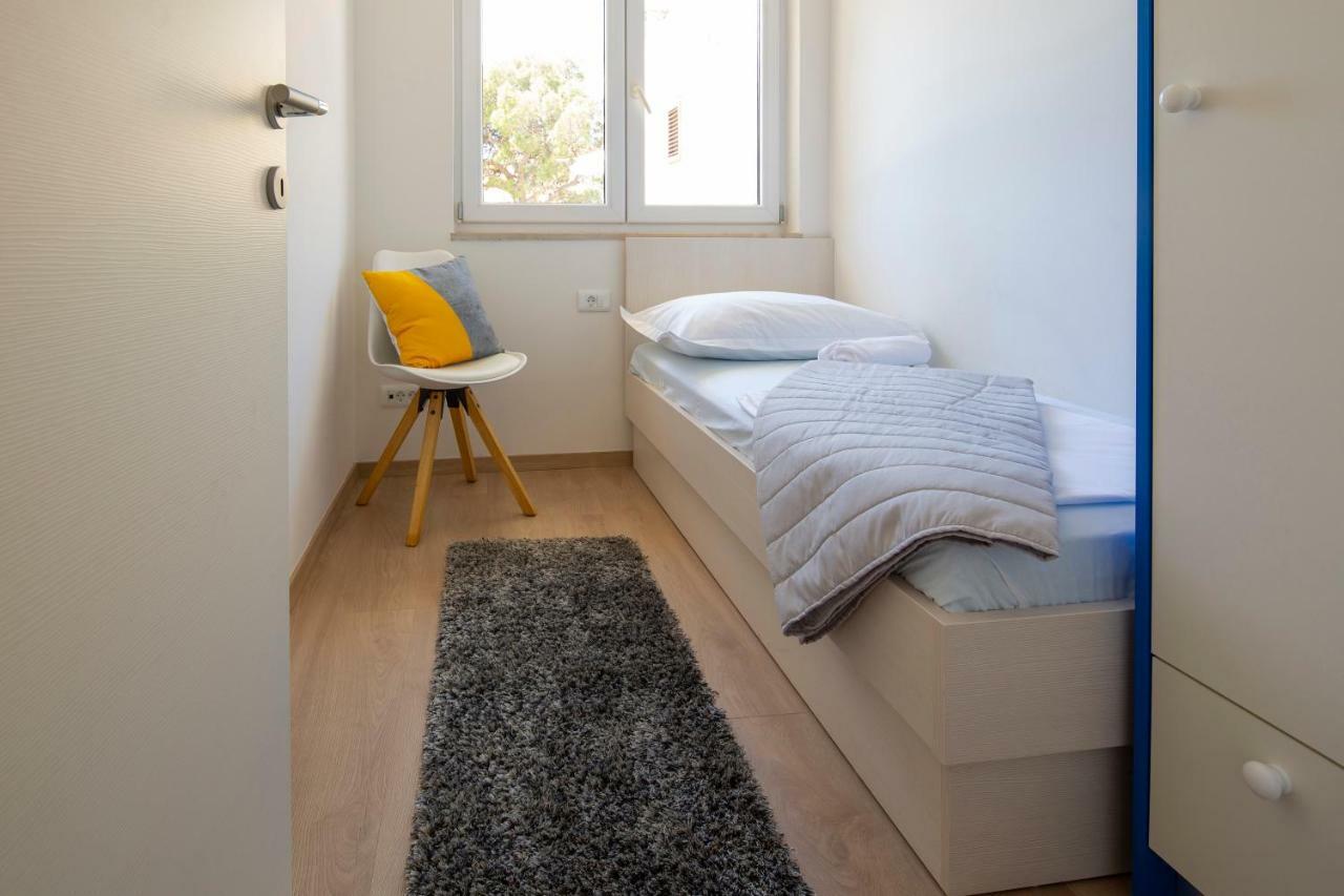 Pjero 3+2 Apartman *
